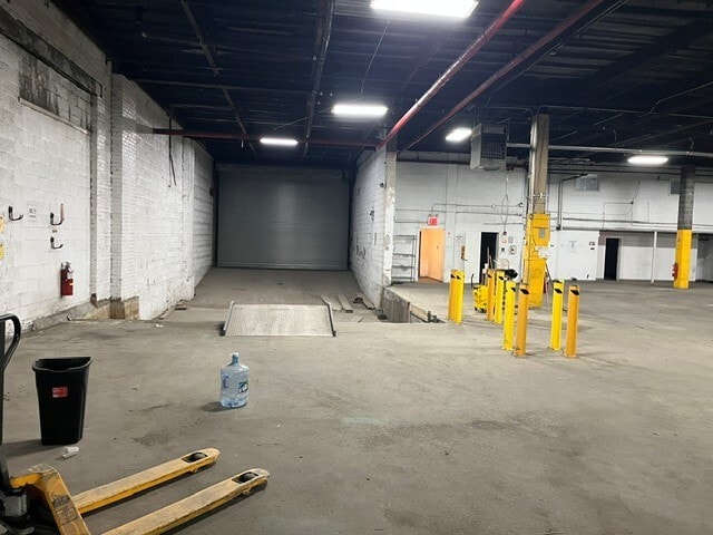 634 Berriman St, Brooklyn, NY for lease Interior Photo- Image 1 of 2