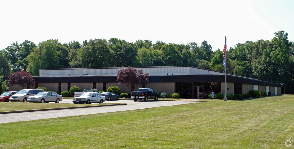 11844 Jefferson Ave, Newport News, VA for lease - Building Photo - Image 1 of 3