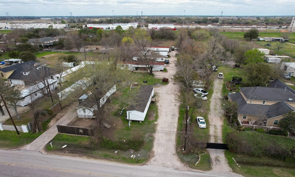 3182 Brownie Campbell Rd, Houston, TX à vendre - Photo du bâtiment - Image 1 de 1