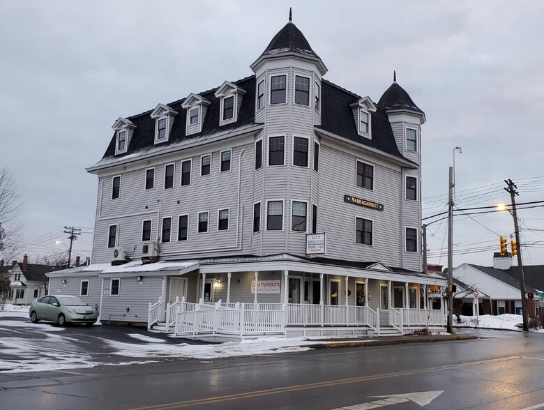 33 Park St, Rockland, ME à vendre - Photo du bâtiment - Image 2 de 10