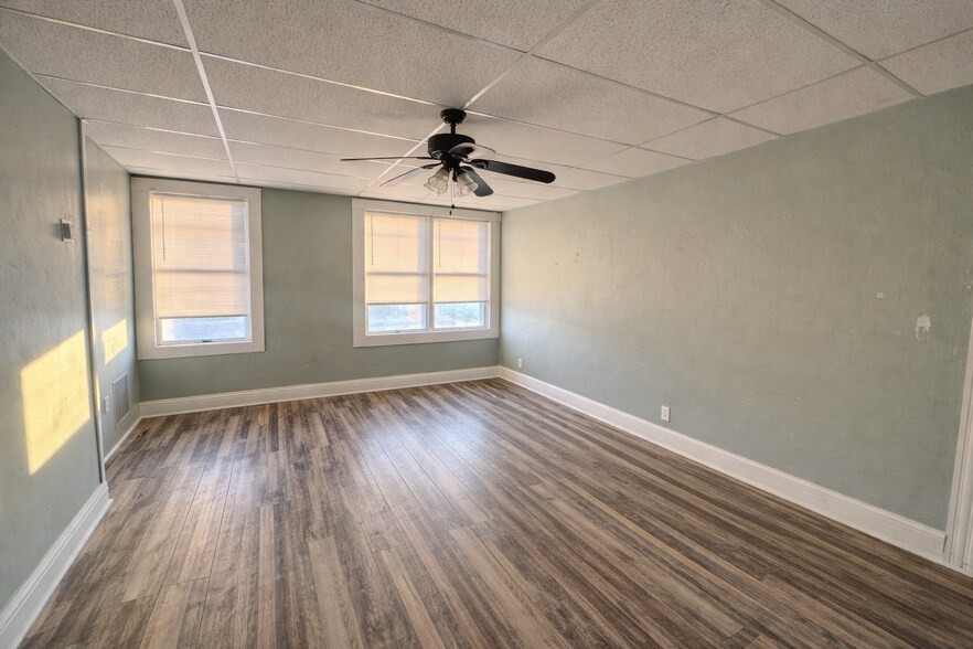223-227 E Dominick St, Rome, NY à vendre - Photo du bâtiment - Image 3 de 26