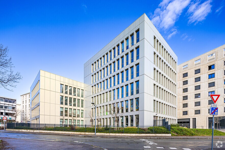 Bureau dans Lyon à louer - Photo du bâtiment - Image 3 de 3