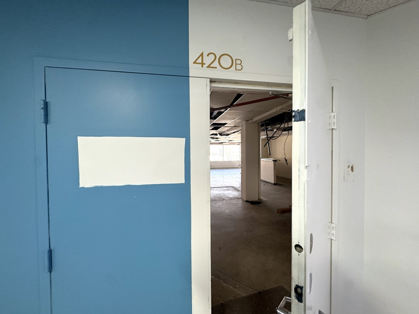 210 E Olympic Blvd, Los Angeles, CA à louer Photo intérieure- Image 1 de 10