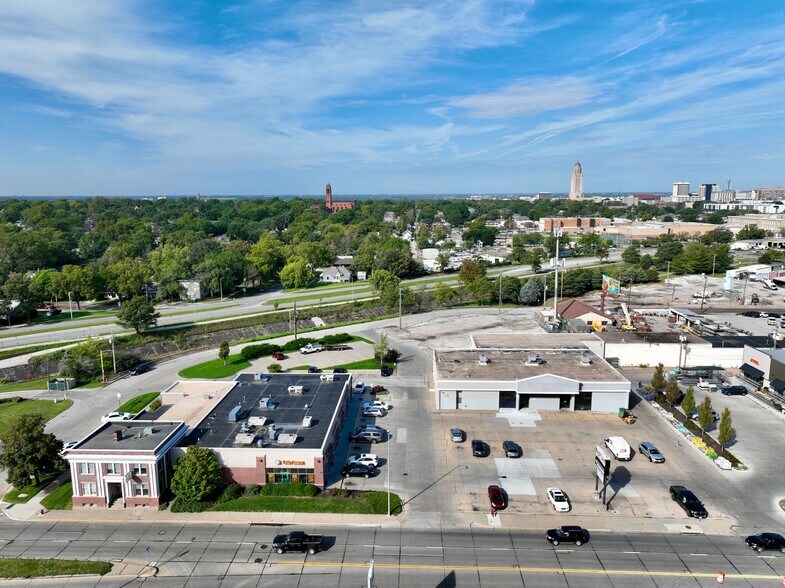 965 S 27th St, Lincoln, NE for lease - Building Photo - Image 1 of 5