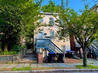 Plus de détails pour 190 Union St, Poughkeepsie, NY - Multi-résidentiel à vendre