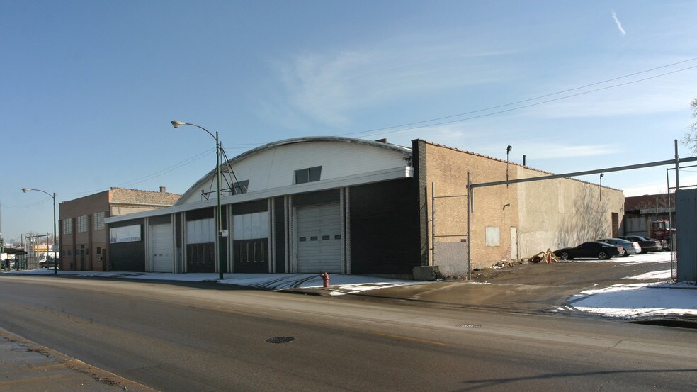 3903-3927 S Halsted St, Chicago, IL à louer - Photo du bâtiment - Image 2 de 15