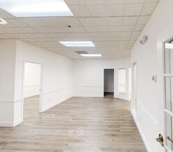 759 SW Federal Hwy, Stuart, FL for lease Matterport 3D Scan- Image 1 of 9