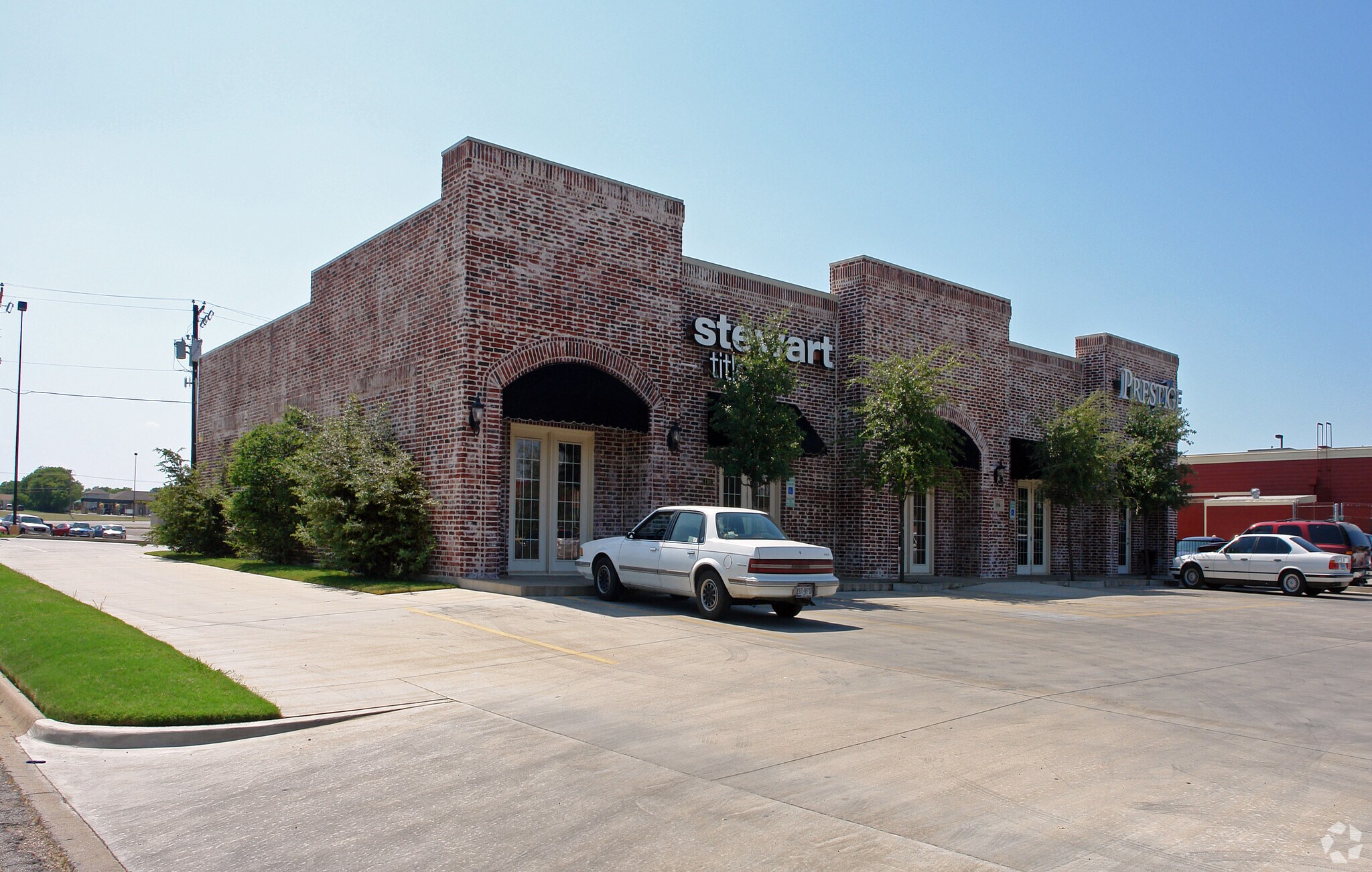 106 Hyde Park Blvd, Cleburne, TX à louer Photo principale- Image 1 de 3