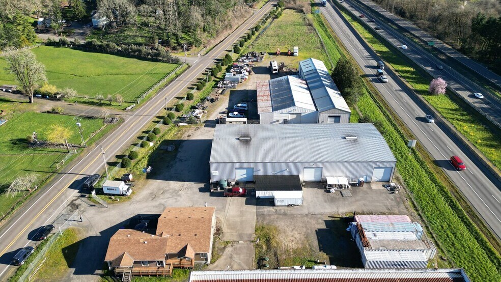 Sunnyside Rd SE portefeuille de 3 propriétés à vendre sur LoopNet.ca - Photo du bâtiment - Image 2 de 29