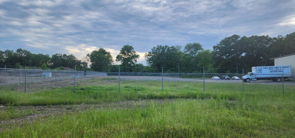 4117 Crystal Hill Rd, North Little Rock, AR à louer - Photo du bâtiment - Image 3 de 4