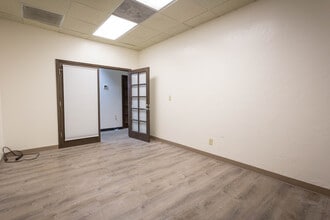 1825-1845 E Northern Ave, Phoenix, AZ for lease Interior Photo- Image 2 of 6