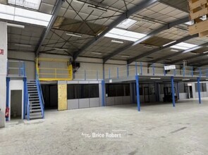 2 Rue Du Broteau, Irigny for lease Interior Photo- Image 2 of 4