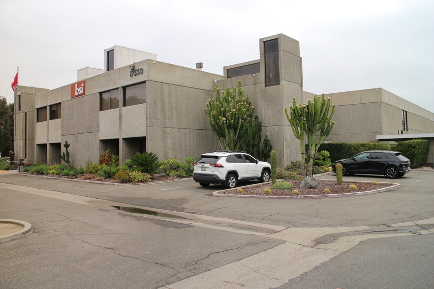 17550 Gillette Ave, Irvine, CA for sale - Building Photo - Image 2 of 46