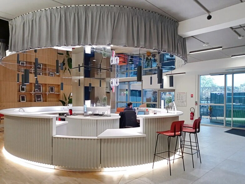 25 Boulevard Romain Rolland, Montrouge à louer - Hall d’entrée - Image 3 de 32