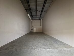 11566 Eburne Way, Richmond, BC à louer Photo intérieure- Image 2 de 8