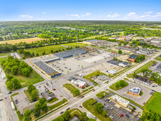 Plus de détails pour 1901-1959 Cooper Foster Park Rd, Lorain, OH - Vente au détail à louer