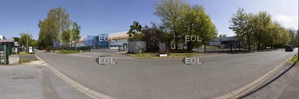 Flex in Roissy-en-France for lease - Building Photo - Image 3 of 4