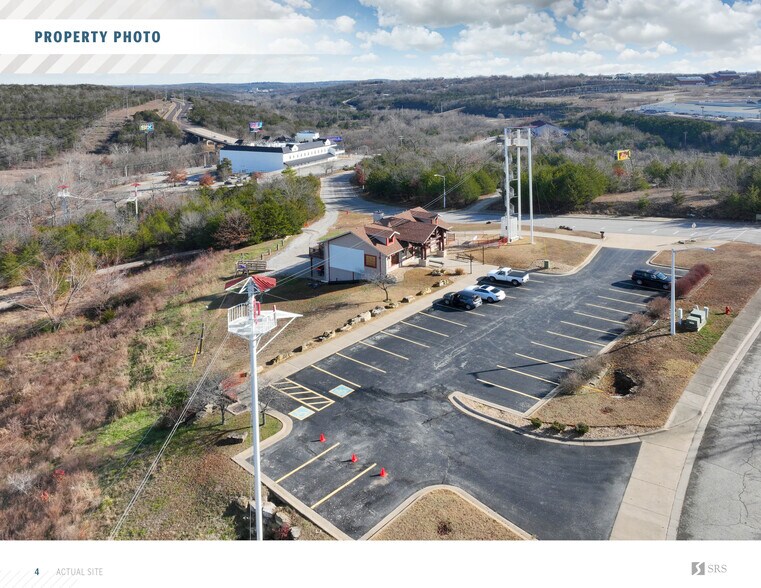 501 N Wildwood Dr, Branson, MO à vendre - Photo du bâtiment - Image 3 de 9