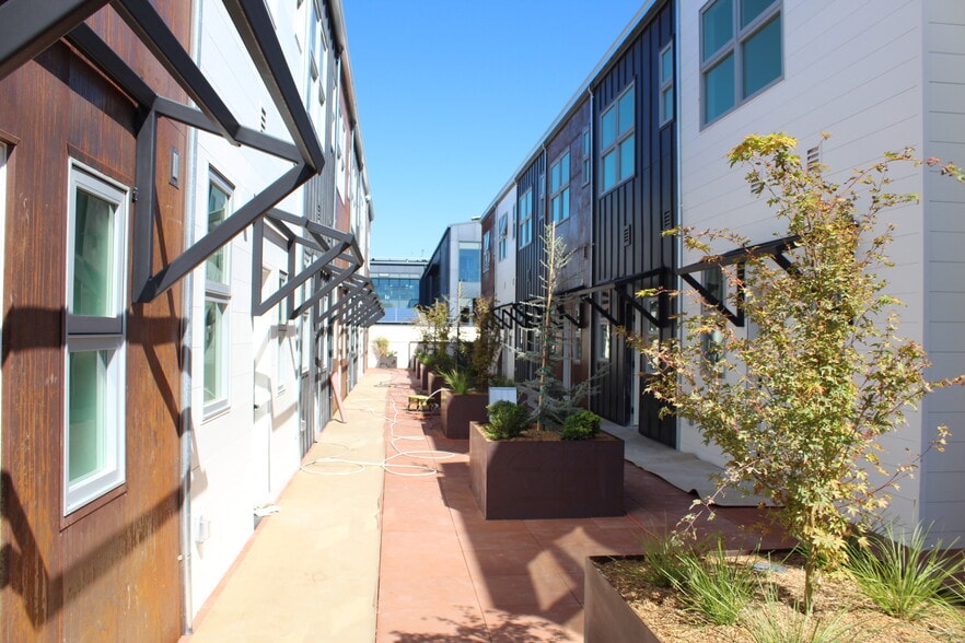202 Panetta Ave, Santa Cruz, CA à vendre - Photo du bâtiment - Image 2 de 37