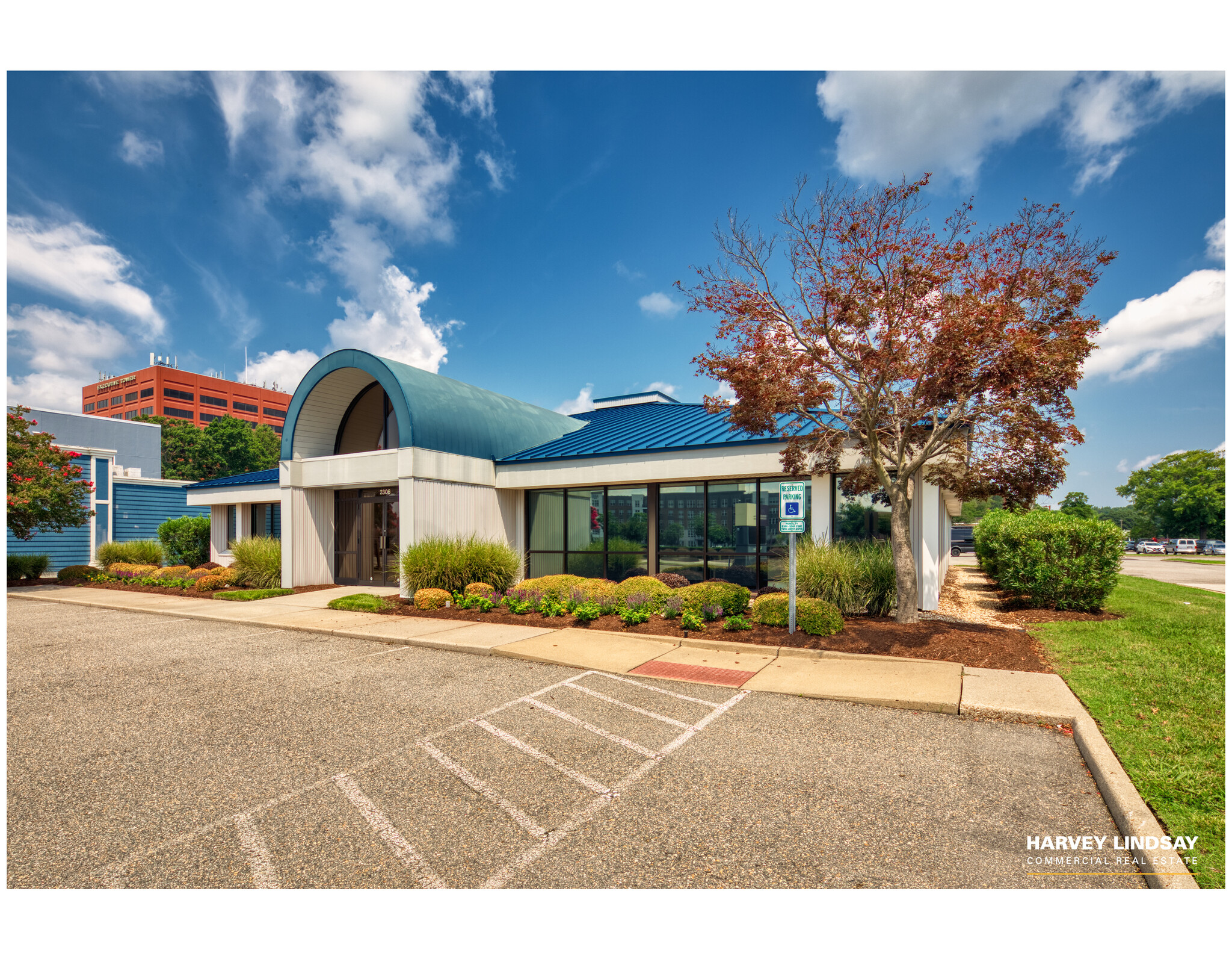 2306 Cunningham Dr, Hampton, VA for sale Building Photo- Image 1 of 15