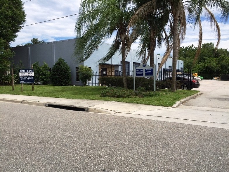 54 W Illiana, Orlando, FL à louer - Photo du bâtiment - Image 3 de 4