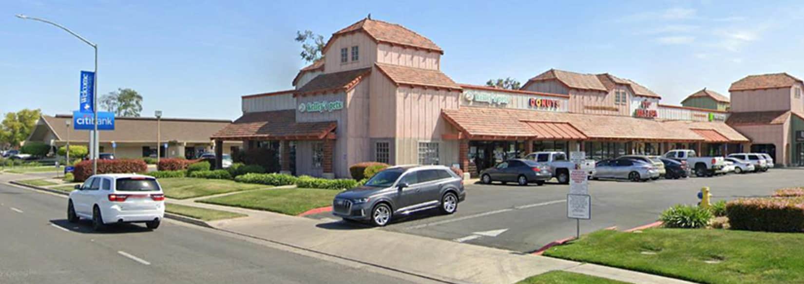 30 W Shaw Ave, Clovis, CA for lease Building Photo- Image 1 of 2