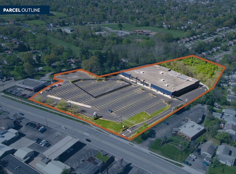 6401 Colerain Ave, Cincinnati, OH for lease - Building Photo - Image 2 of 12