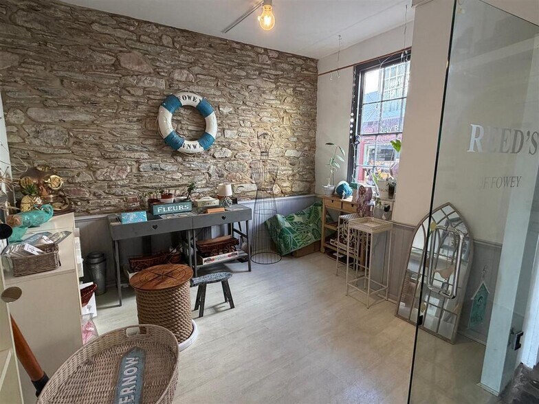 30 Fore St, Fowey à vendre - Photo du bâtiment - Image 3 de 8