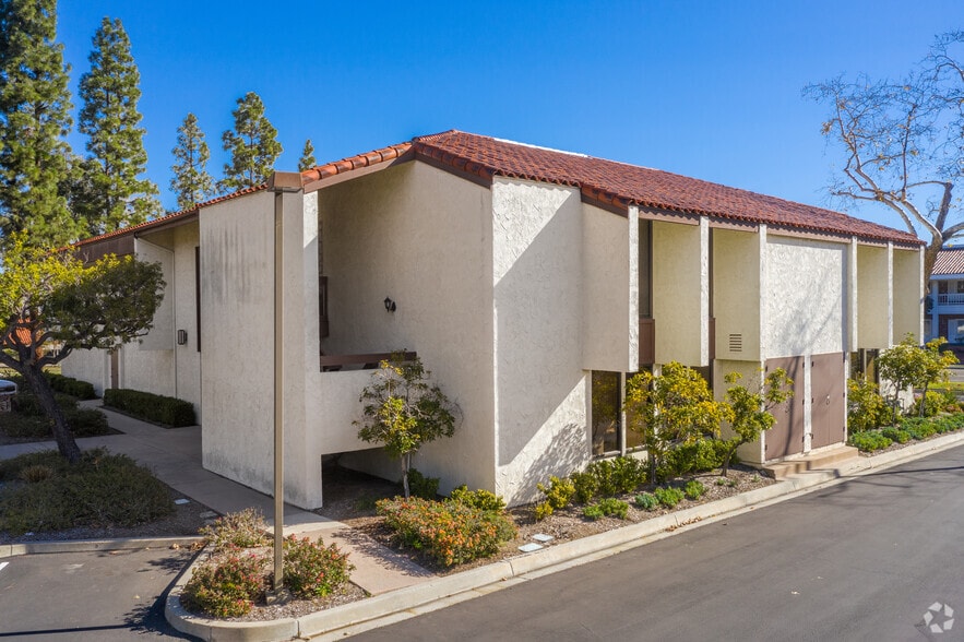 16810-16816 Bernardo Center Dr, San Diego, CA for lease - Building Photo - Image 2 of 10