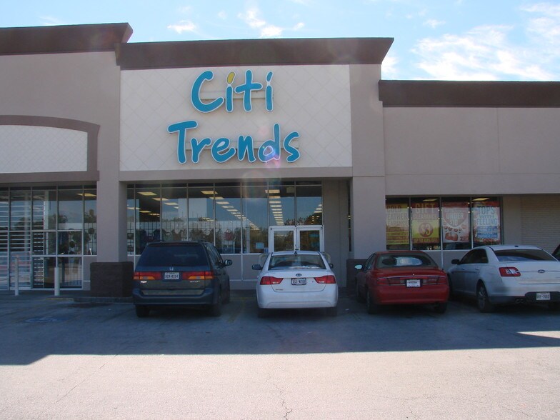 5800 Bellfort St, Houston, TX à louer - Photo du bâtiment - Image 3 de 4