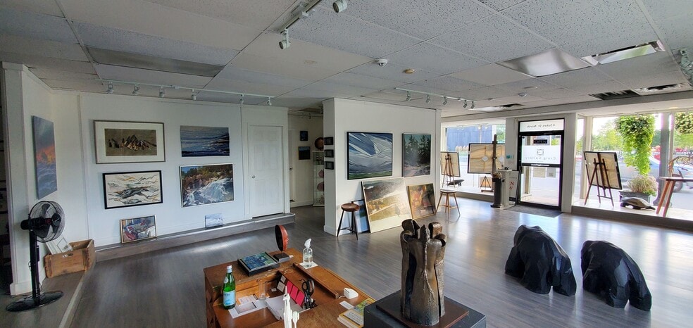4-6 Sykes St N, Meaford, ON for sale - Interior Photo - Image 3 of 39