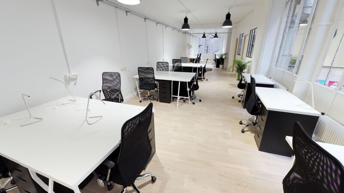 29 Rue Des Petites Ecuries, Paris for lease Primary Photo- Image 1 of 10