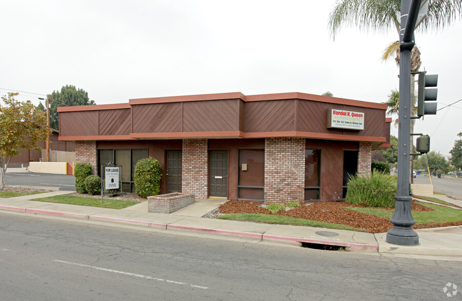 30-36 E Morton Ave, Porterville, CA for sale - Primary Photo - Image 1 of 1