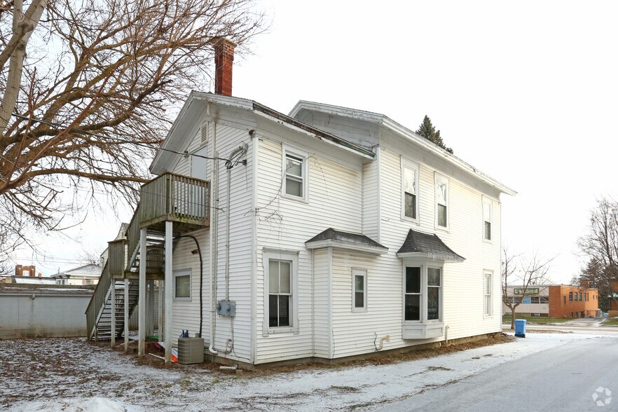 1031 N Washington Ave, Lansing, MI for lease - Building Photo - Image 3 of 30