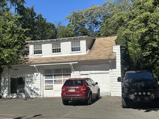 Plus de détails pour 79 Dunnell Rd, Maplewood, NJ - Vente au détail à vendre