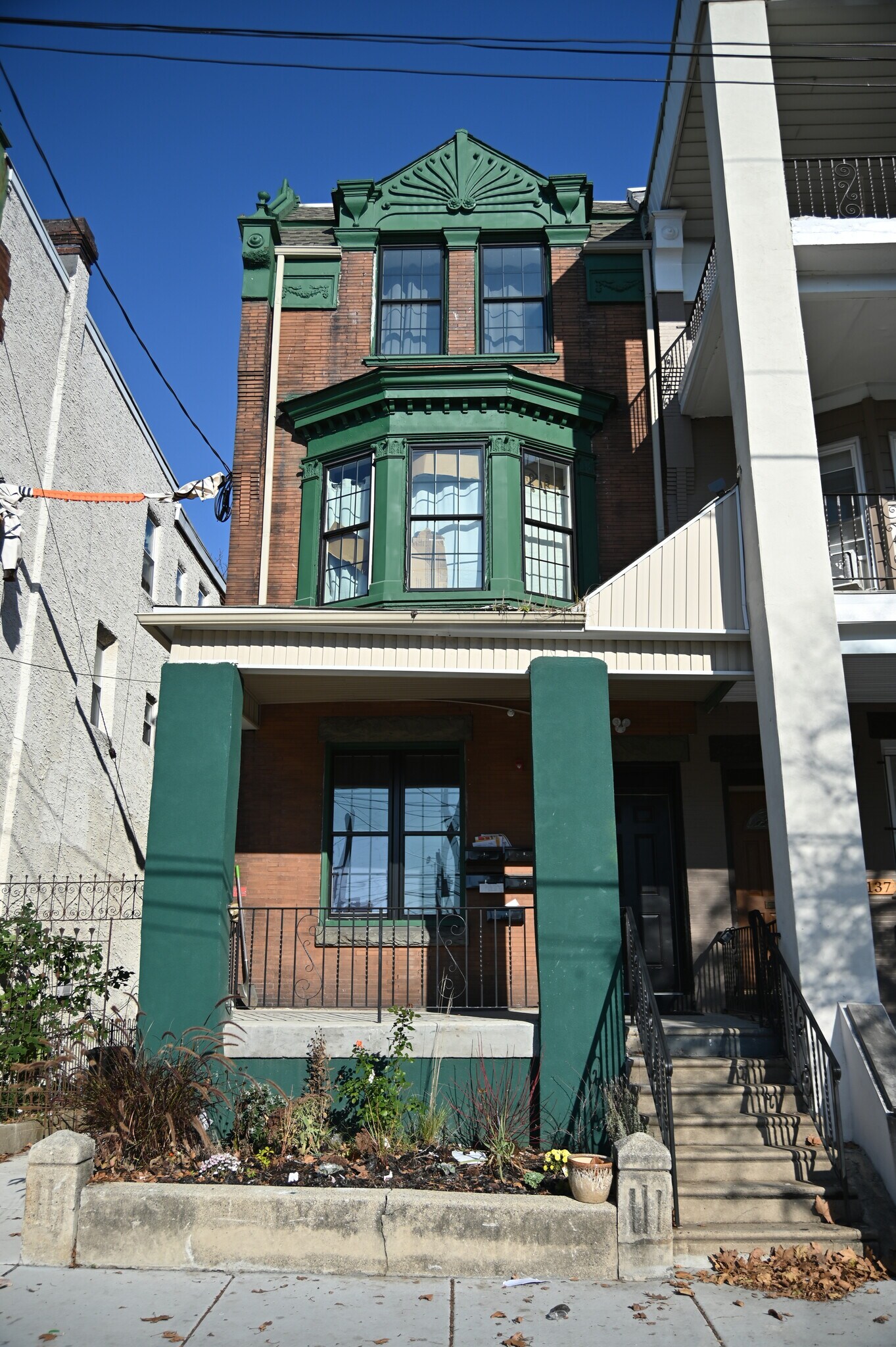 4139 W Girard Ave, Philadelphia, PA à vendre Photo principale- Image 1 de 11