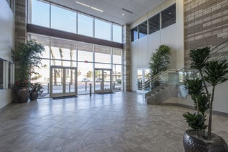 20333 N 19th Ave, Phoenix, AZ for sale Interior Photo- Image 1 of 2