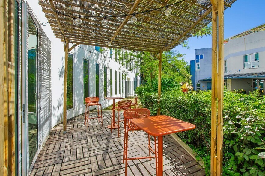 90 Avenue Du Général Leclerc, Pantin à louer - Photo du bâtiment - Image 3 de 14