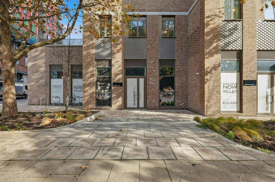 671-679 Old Kent Rd, London for lease - Building Photo - Image 3 of 69