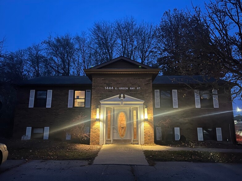 1444 E Green Bay St, Shawano, WI for lease - Building Photo - Image 1 of 20