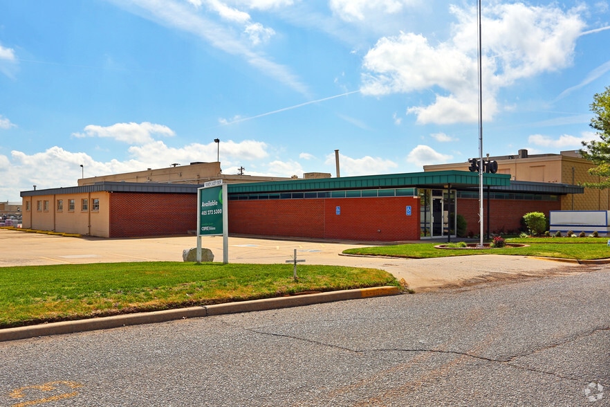 3810 N Tulsa Ave, Oklahoma City, OK for lease - Building Photo - Image 2 of 23