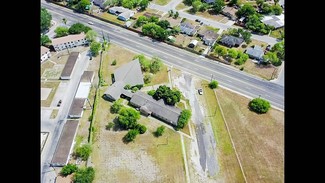 Plus de détails pour 1120 E Sen Carlos Truan Blvd, Kingsville, TX - Local commercial à louer