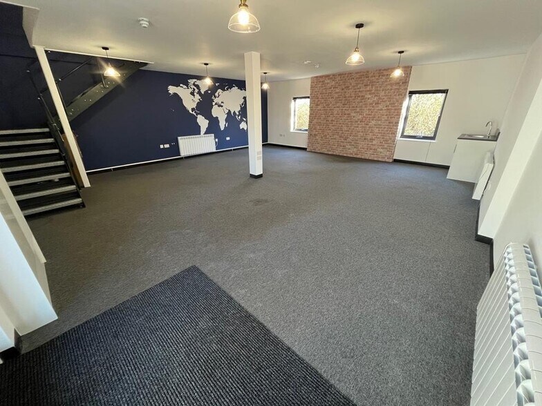 Old Ipswich Rd, Ardleigh à vendre - Photo du bâtiment - Image 2 de 15