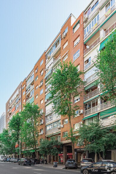 Calle Capitán Haya, 60, Madrid, Madrid for lease - Building Photo - Image 2 of 4