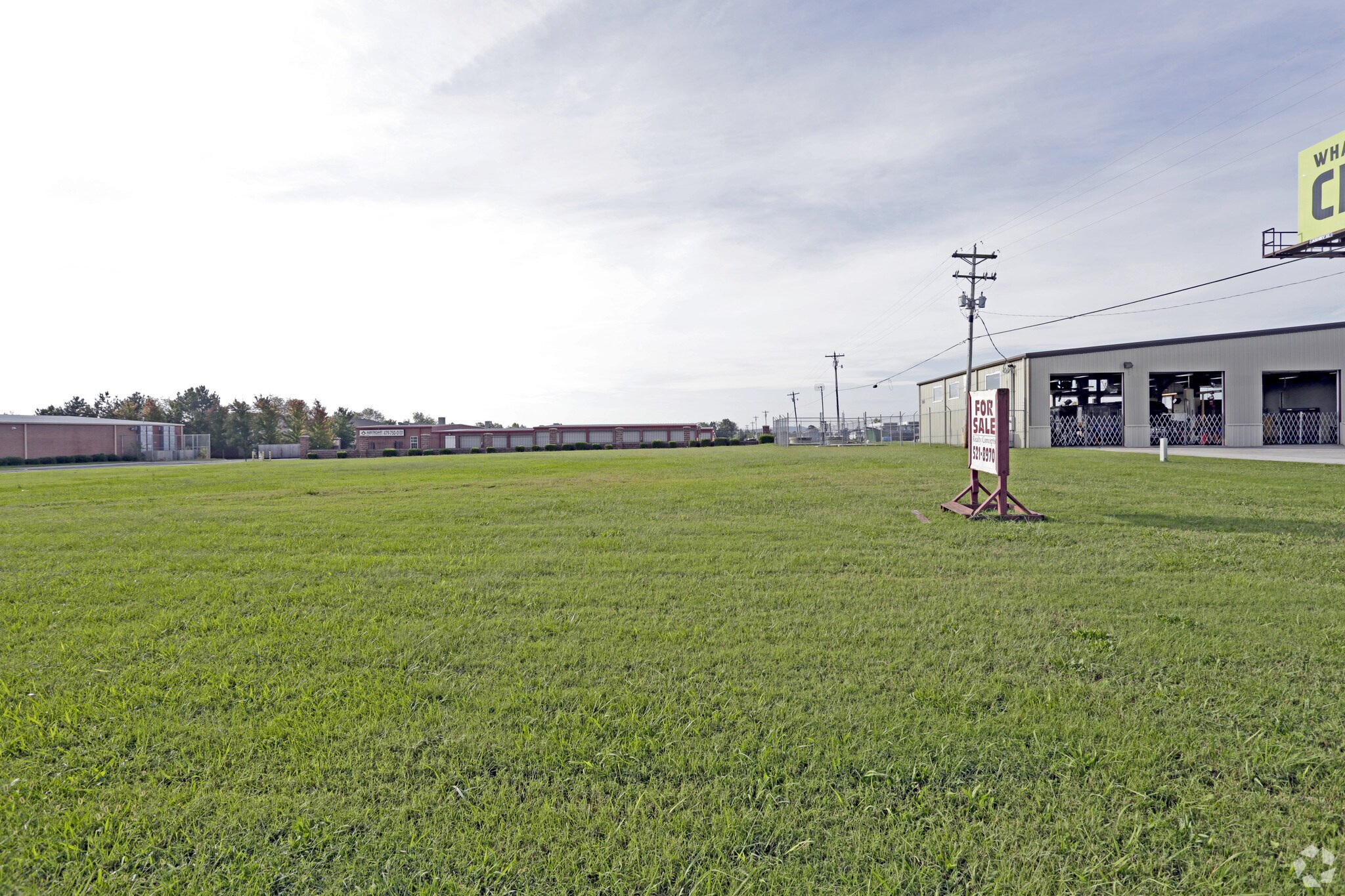 E Robinson Ave, Springdale, AR for sale Primary Photo- Image 1 of 12