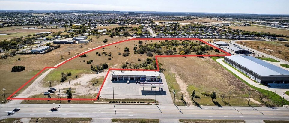102 E Elms Rd, Killeen, TX for lease - Building Photo - Image 2 of 6