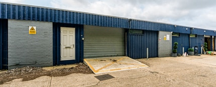 Limberline Spur, Portsmouth à louer Photo du bâtiment- Image 1 de 3