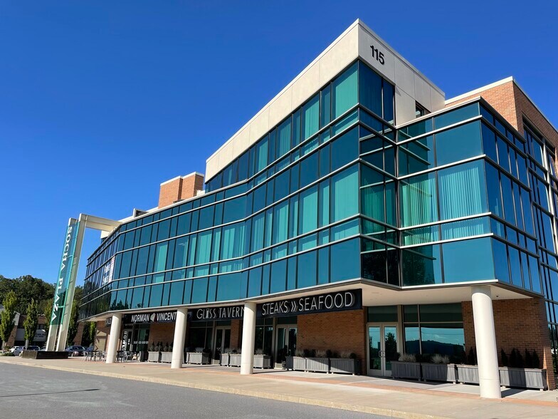 115 Saratoga Rd, Schenectady, NY à louer - Photo du bâtiment - Image 3 de 14