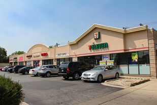 North Oak Shopping Center - Services immobiliers commerciaux