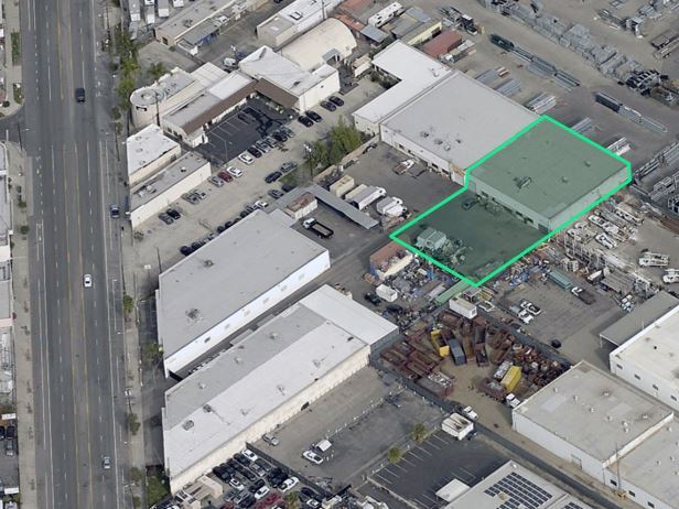 8818-8828 Lankershim Blvd, Sun Valley, CA à louer - Photo du bâtiment - Image 2 de 5